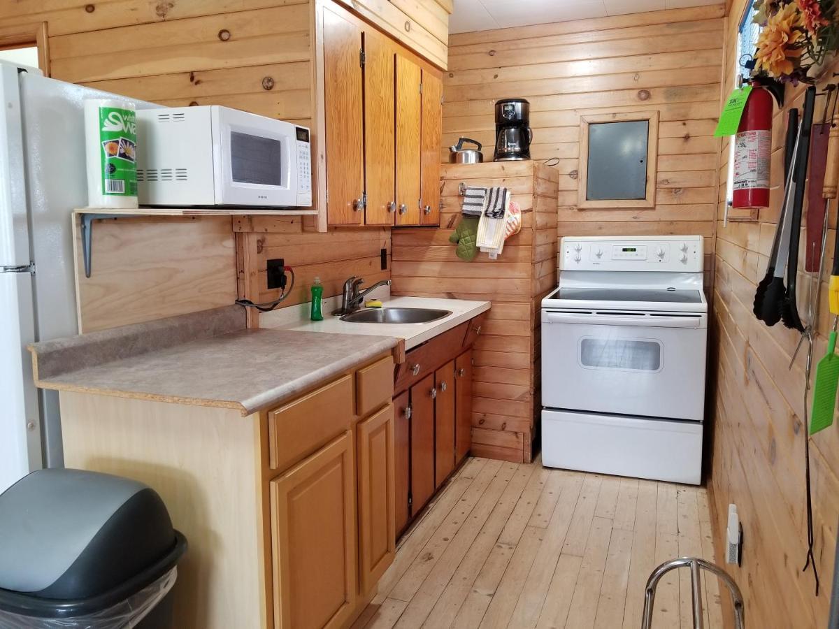 Hampton Blue Spruces Cottages מראה חיצוני תמונה