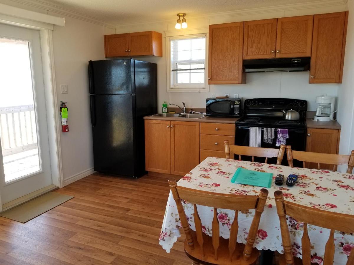 Hampton Blue Spruces Cottages מראה חיצוני תמונה