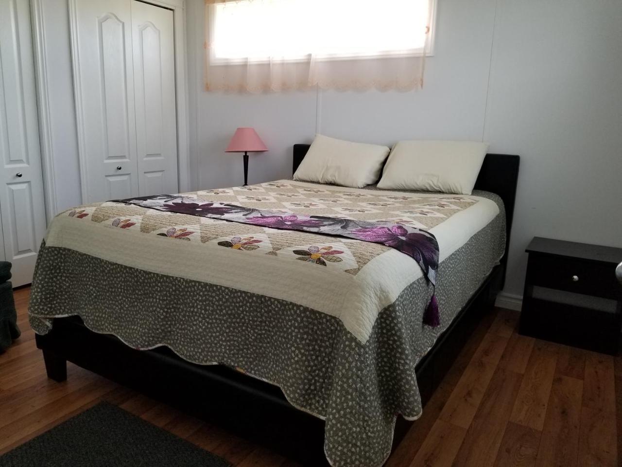 Hampton Blue Spruces Cottages מראה חיצוני תמונה