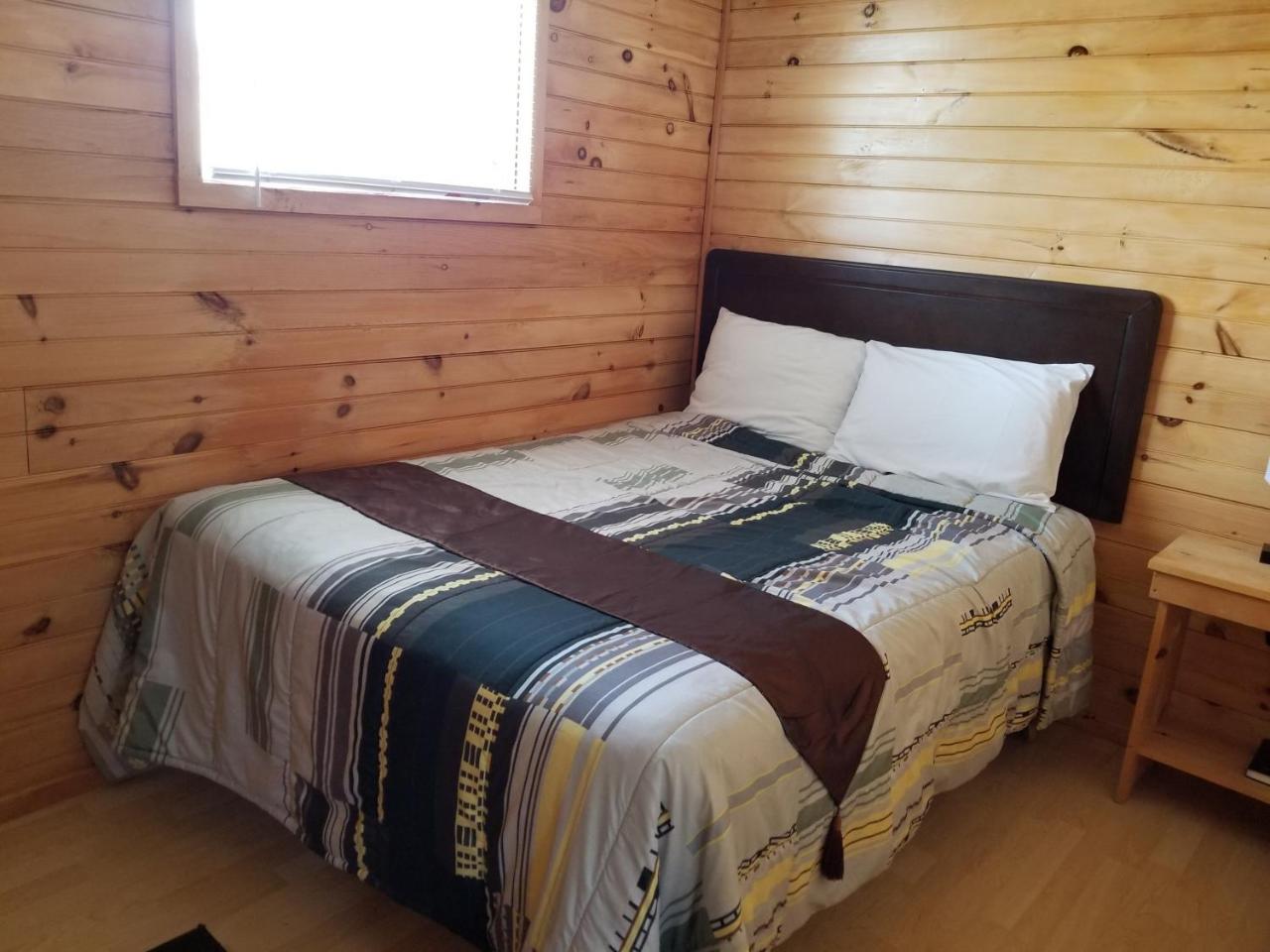 Hampton Blue Spruces Cottages מראה חיצוני תמונה